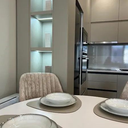 Cozy Apartment Tirana
